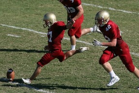 乐鱼体育网页登录-中国运动员在冬奥会冰壶项目中创历史，金牌再添，历届冬奥会男子冰壶冠军